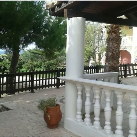 Vokamvilia & Close To The Sea Tatil Evi *